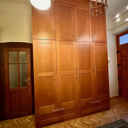 Aloha Apartment